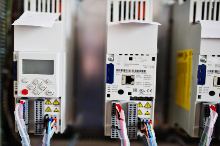 2. El UPS ve Güç Kaynakları Alan Yerler
