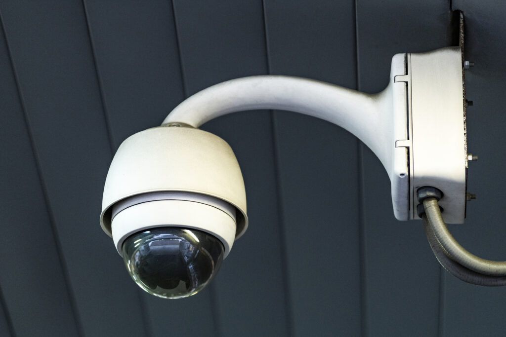 İkinci el güvenlik kamerası fiyatları için değerlendirilen tavana monte CCTV kamera